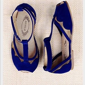 Joyfolie toddler shoes size 7 .. without box